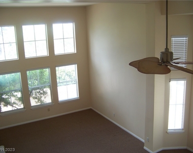 7832 Bluewater Drive - Photo Thumbnail 14