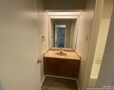 4319 Tamarron St - Photo Thumbnail 10