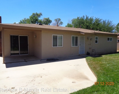 43736 Fern Ave - Photo Thumbnail 17