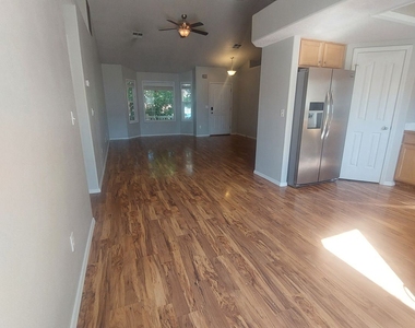 3378 N. Duane Way - Photo Thumbnail 4