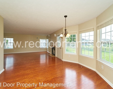 8617 Coppel Ln - Photo Thumbnail 17