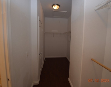 2512 W San Miguel Avenue - Photo Thumbnail 24