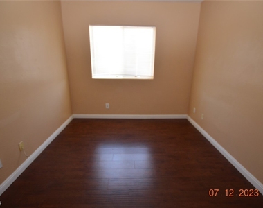 2512 W San Miguel Avenue - Photo Thumbnail 26