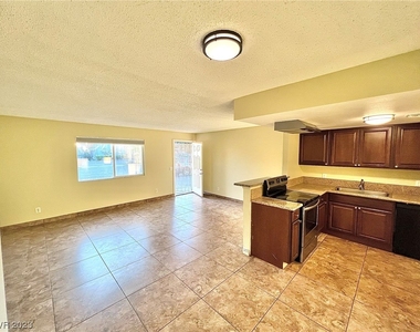 4156 Zavala Street - Photo Thumbnail 6