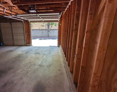 2411 Mission Ave - Photo Thumbnail 18