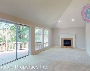 1732 Nw Mill Pond Road - Photo Thumbnail 15