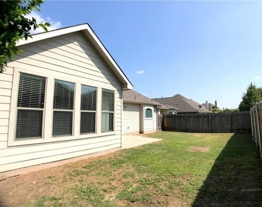 20904  Windmill Ranch Ave - Photo Thumbnail 23