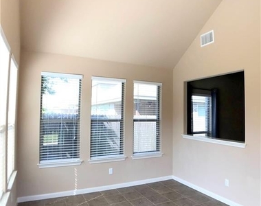 20904  Windmill Ranch Ave - Photo Thumbnail 21