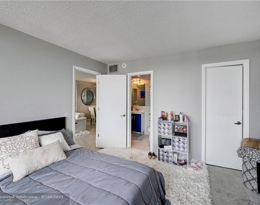 531 N Ocean Blvd - Photo Thumbnail 24