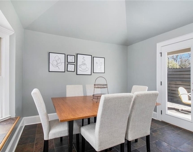 570 Flat Shoals Avenue Se - Photo Thumbnail 15