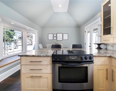570 Flat Shoals Avenue Se - Photo Thumbnail 19