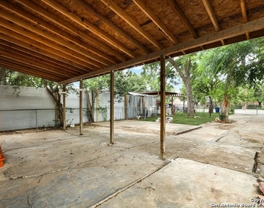 807 W Theo Ave - Photo Thumbnail 9