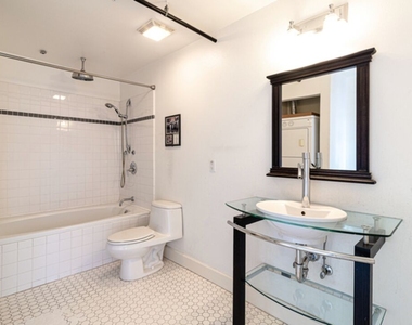 253 S Broadway - Photo Thumbnail 7