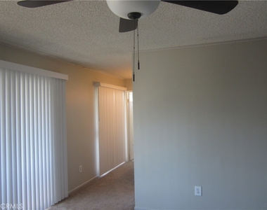 27031 Vista Encantada Drive - Photo Thumbnail 12