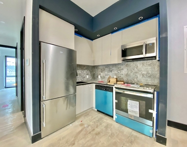 923 Broadway - Photo Thumbnail 7