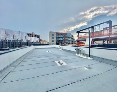923 Broadway - Photo Thumbnail 8