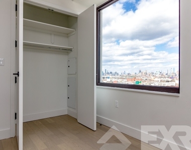 635 4th Avenue - Photo Thumbnail 5