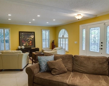 8203 W Gulf Boulevard - Photo Thumbnail 4