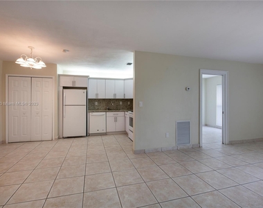 3854 Sw 118th Ct - Photo Thumbnail 3