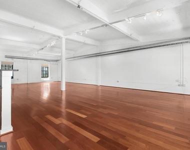 1220 Bank St - Photo Thumbnail 6