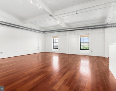 1220 Bank St - Photo Thumbnail 7