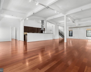 1220 Bank St - Photo Thumbnail 3