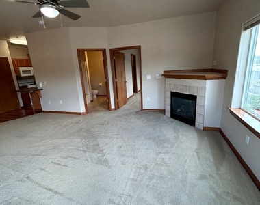 15325 Nw Central Dr Unit 213 - Photo Thumbnail 9