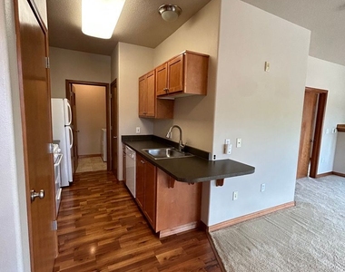 15325 Nw Central Dr Unit 213 - Photo Thumbnail 2