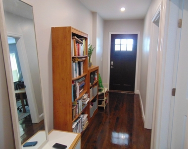 138 Newbury Ave - Photo Thumbnail 12