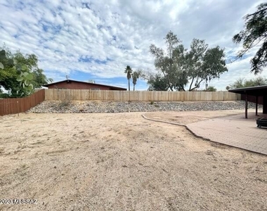 3536 S Burnett Place - Photo Thumbnail 24