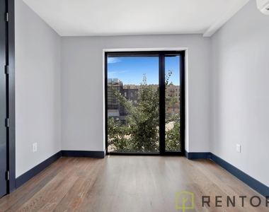 475 Grand Street - Photo Thumbnail 9