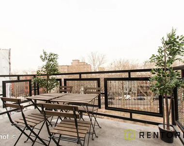 854 Metropolitan Avenue - Photo Thumbnail 8