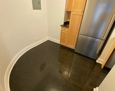  East 56th Street - Photo Thumbnail 5