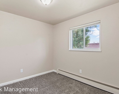 1021 West Vermijo Avenue - Photo Thumbnail 14