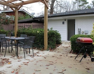 679 Montevista Sw - Photo Thumbnail 19