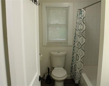 679 Montevista Sw - Photo Thumbnail 10