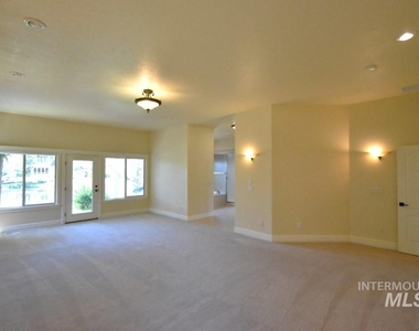 491 Willow Trace - Photo Thumbnail 24