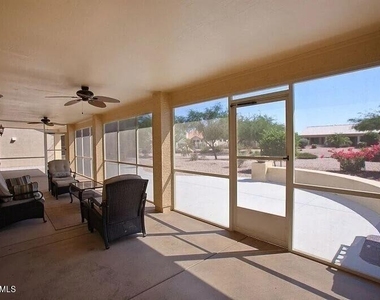 15743 W Verde Lane - Photo Thumbnail 4