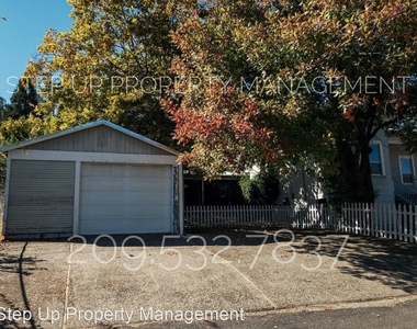 582 Olive St - Photo Thumbnail 16