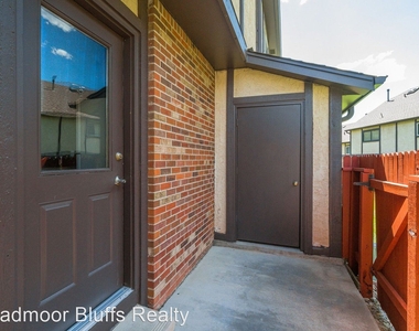 1661 Maitland Court - Photo Thumbnail 19