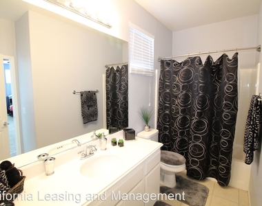 27505 Weeping Willow Dr. - Photo Thumbnail 8