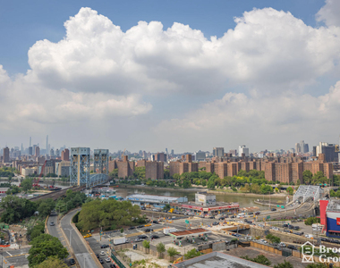 322 Grand Concourse - Photo Thumbnail 14