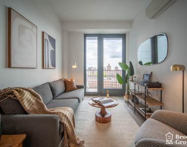 322 Grand Concourse - Photo Thumbnail 1