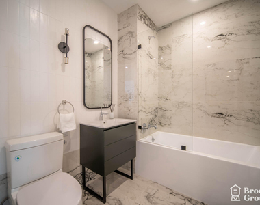 322 Grand Concourse - Photo Thumbnail 6