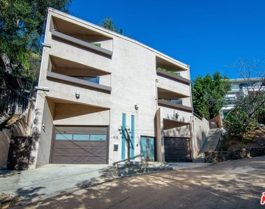 8155 Willow Glen Rd - Photo Thumbnail 35