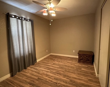 6277 E 42 Ln - Photo Thumbnail 9