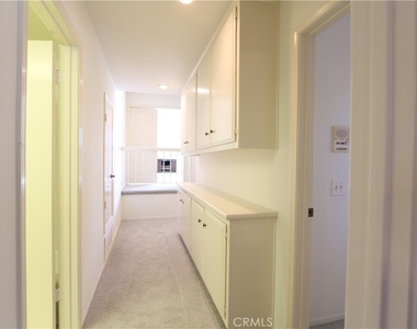 674 Colonial Circle - Photo Thumbnail 25