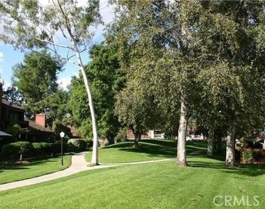 674 Colonial Circle - Photo Thumbnail 29