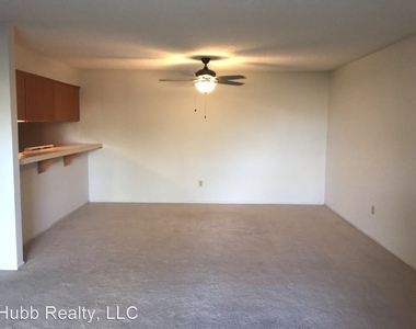 2845 Idlewild Drive, Apt 112 - Photo Thumbnail 9