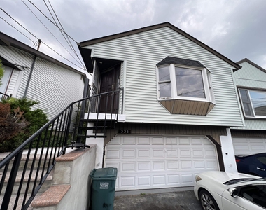 326 Winfield Ave - Photo Thumbnail 23